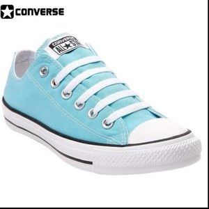 CONVERSE Light Blue Sneakers size women’s 9
